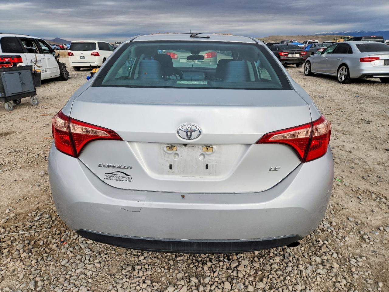 2019 TOYOTA COROLLA L photo 6