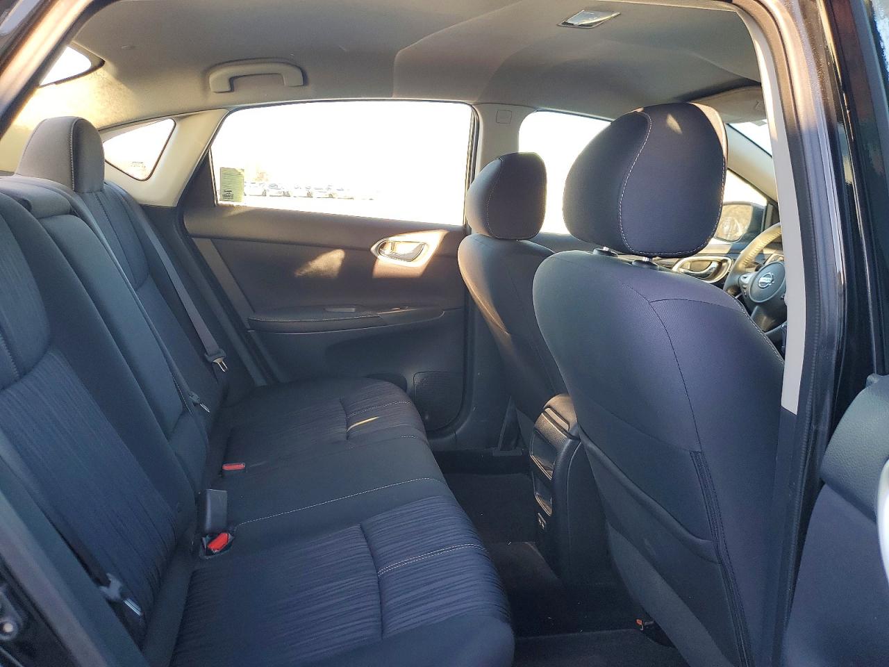 2017 NISSAN SENTRA S photo 10