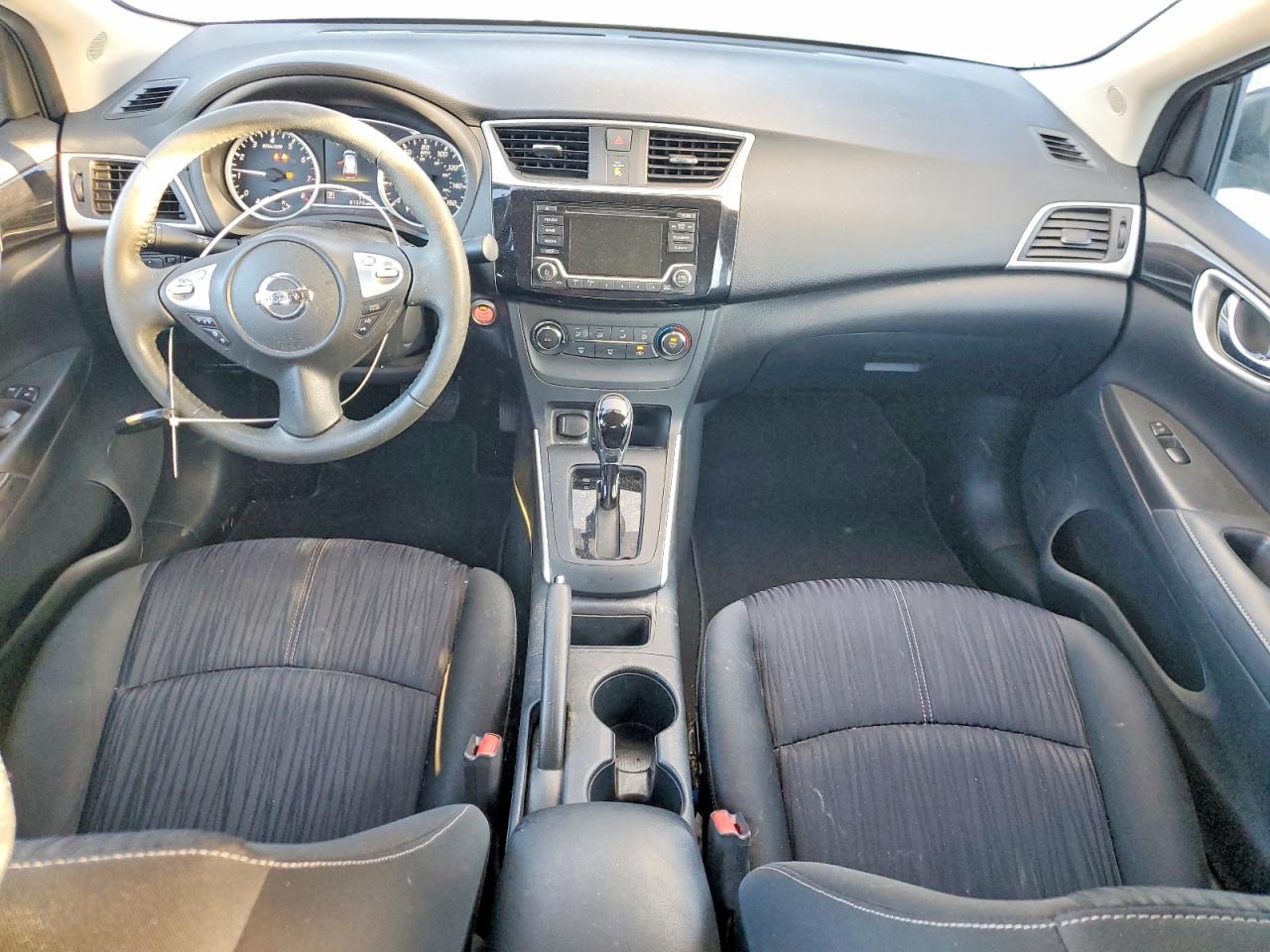 2017 NISSAN SENTRA S photo 8