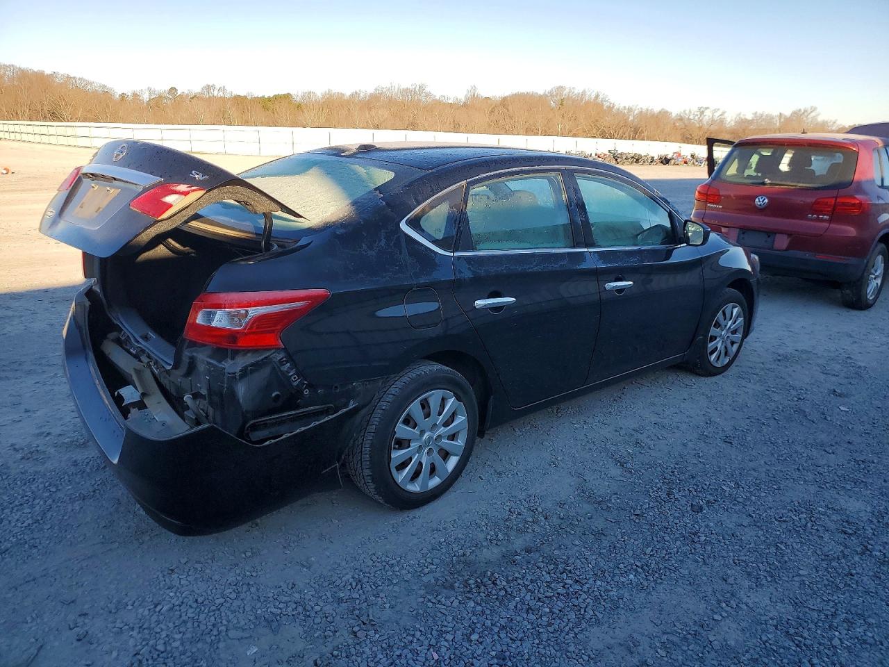 2017 NISSAN SENTRA S photo 3