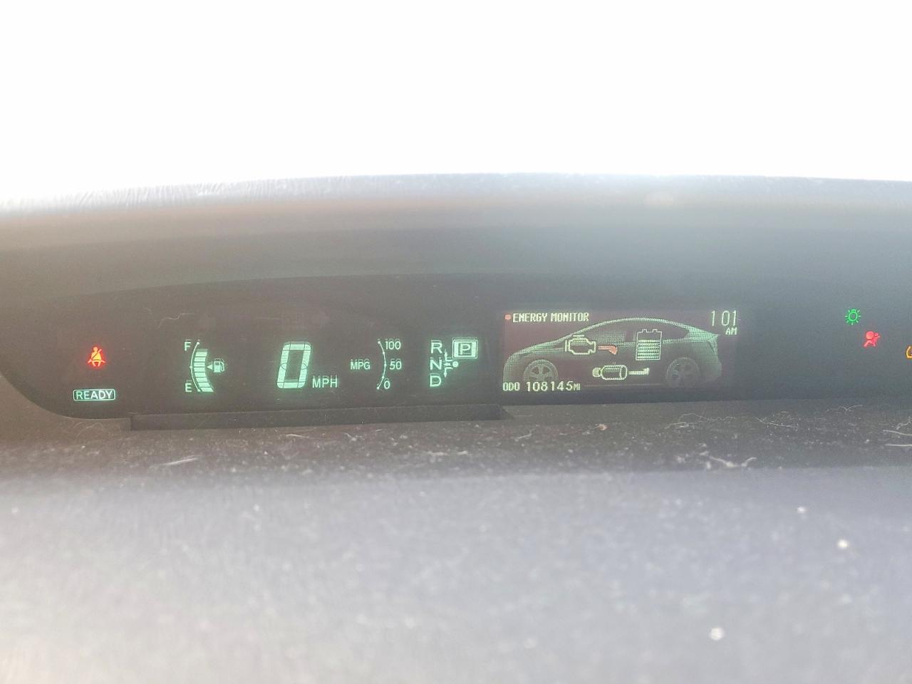 2015 TOYOTA PRIUS photo 9