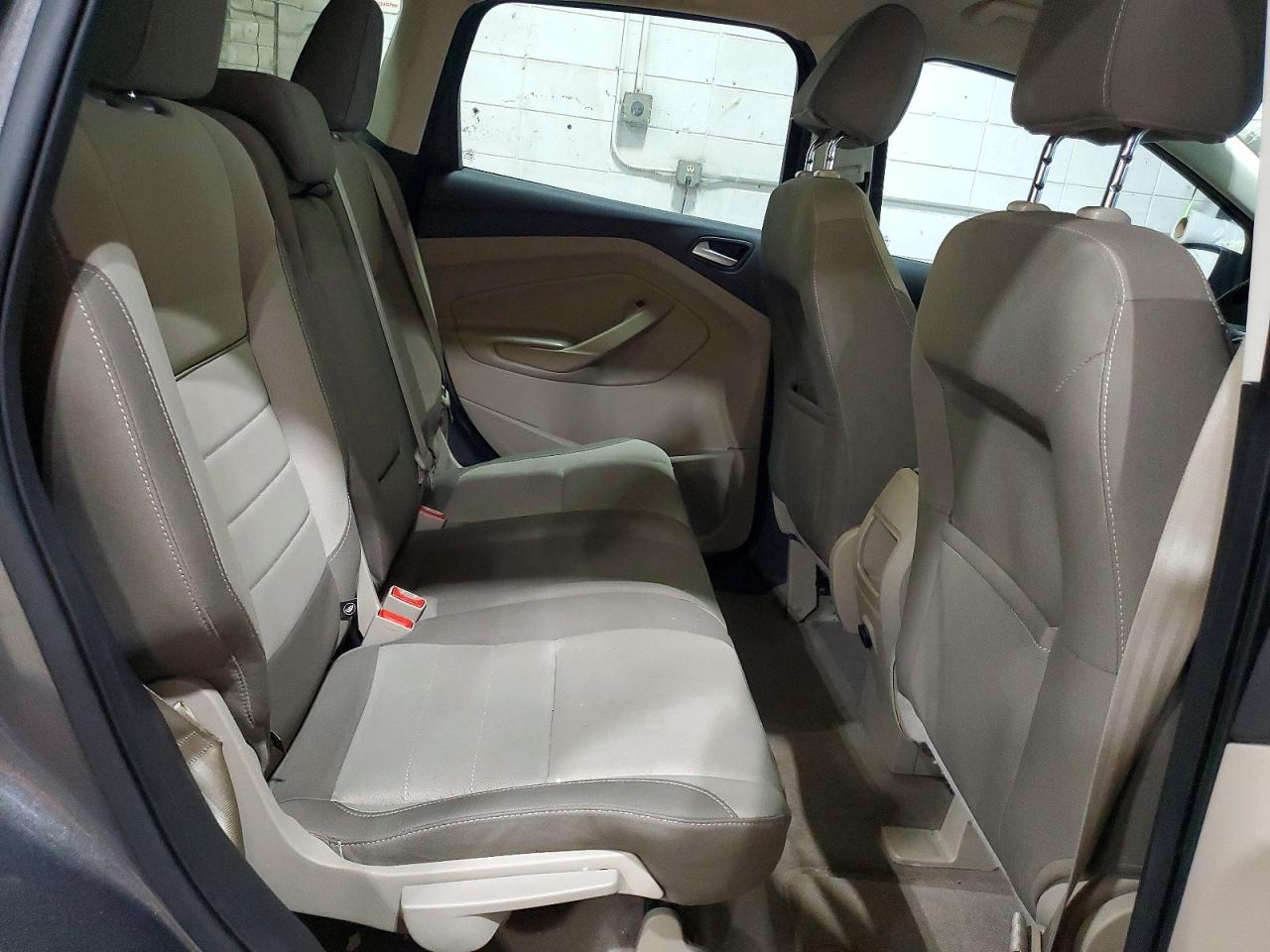2014 FORD ESCAPE SE photo 21