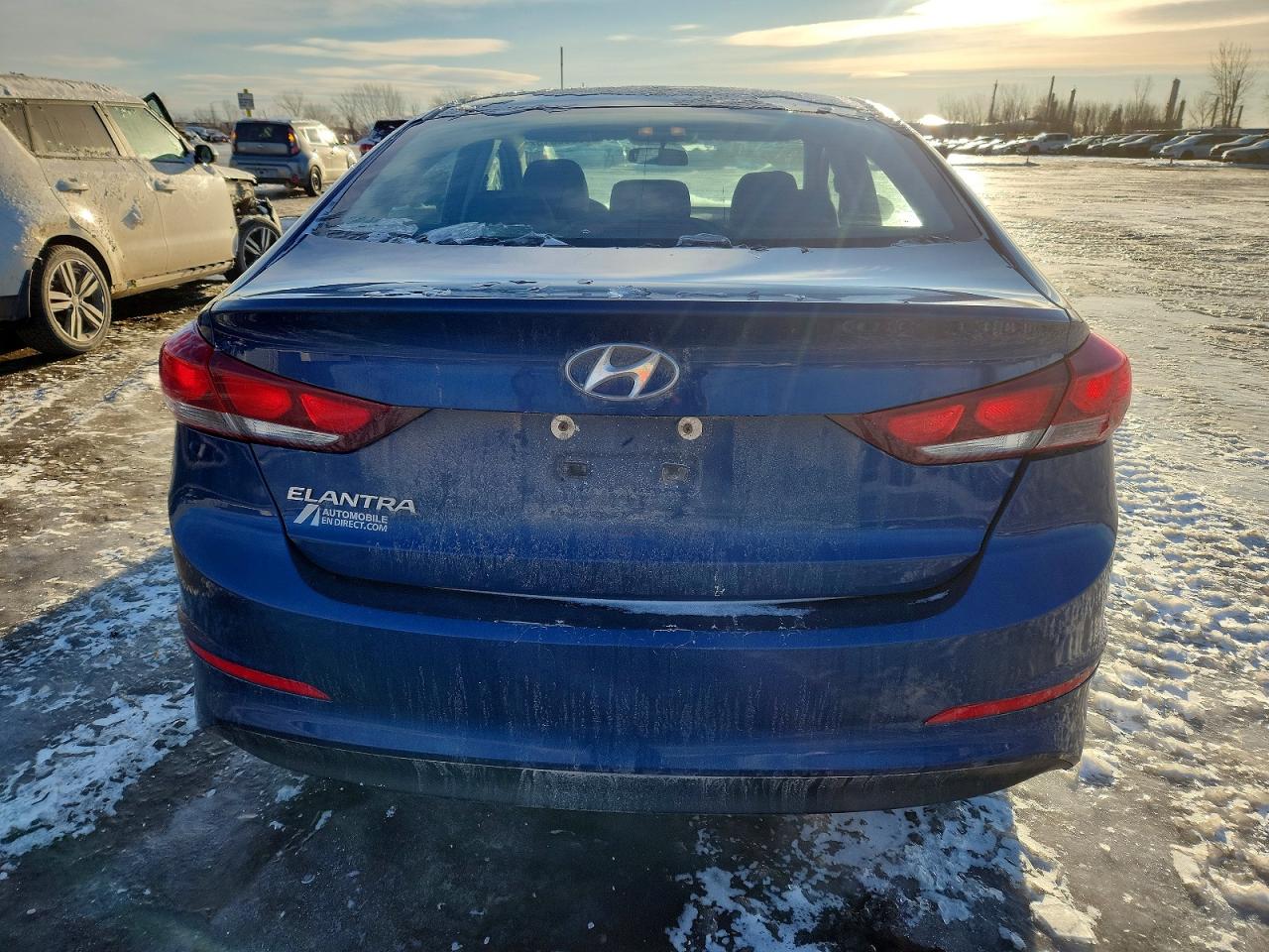 2017 HYUNDAI ELANTRA SE photo 6