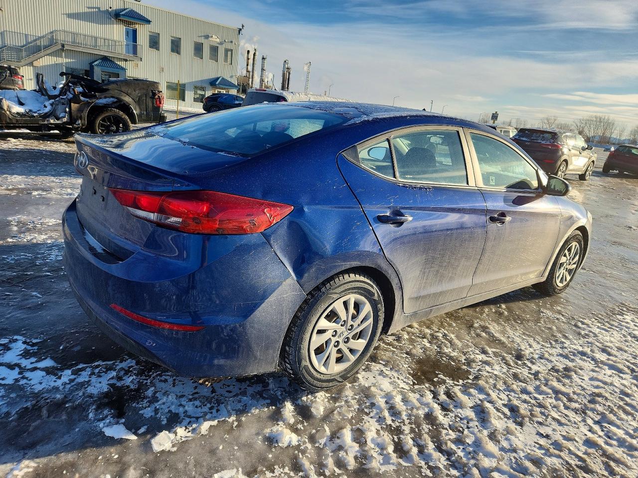 2017 HYUNDAI ELANTRA SE photo 3