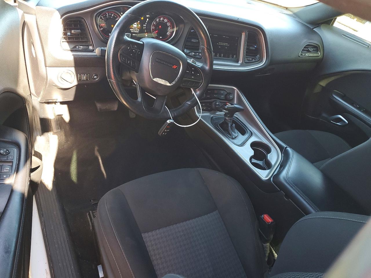 2022 DODGE CHALLENGER GT photo 15