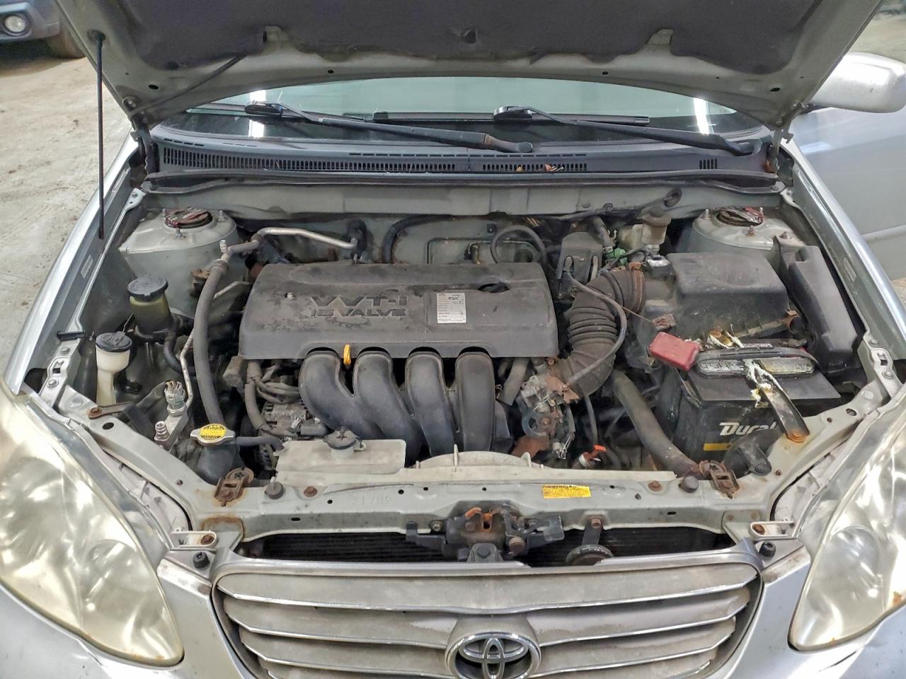 2004 TOYOTA COROLLA CE photo 11
