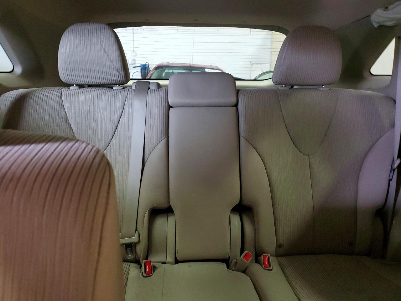 2011 TOYOTA VENZA photo 19