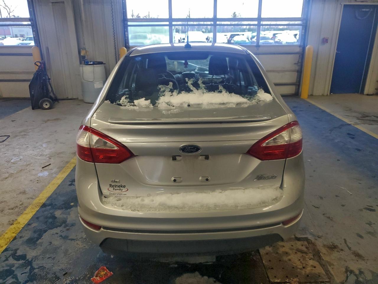 2016 FORD FIESTA SE photo 11