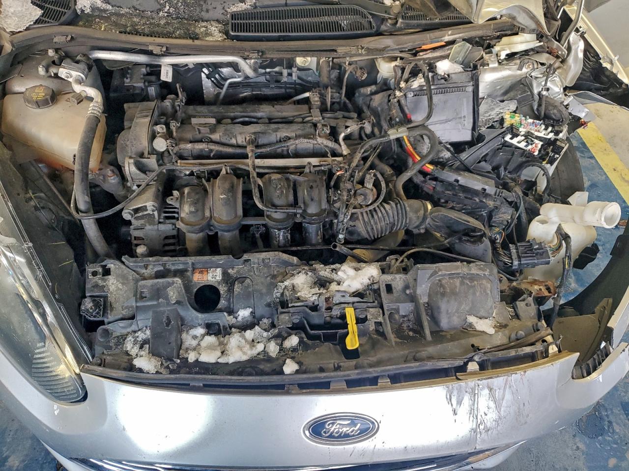 2016 FORD FIESTA SE photo 21