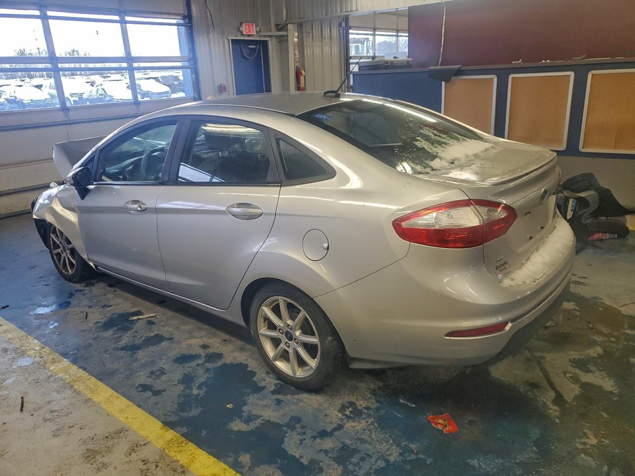 2016 FORD FIESTA SE photo 3