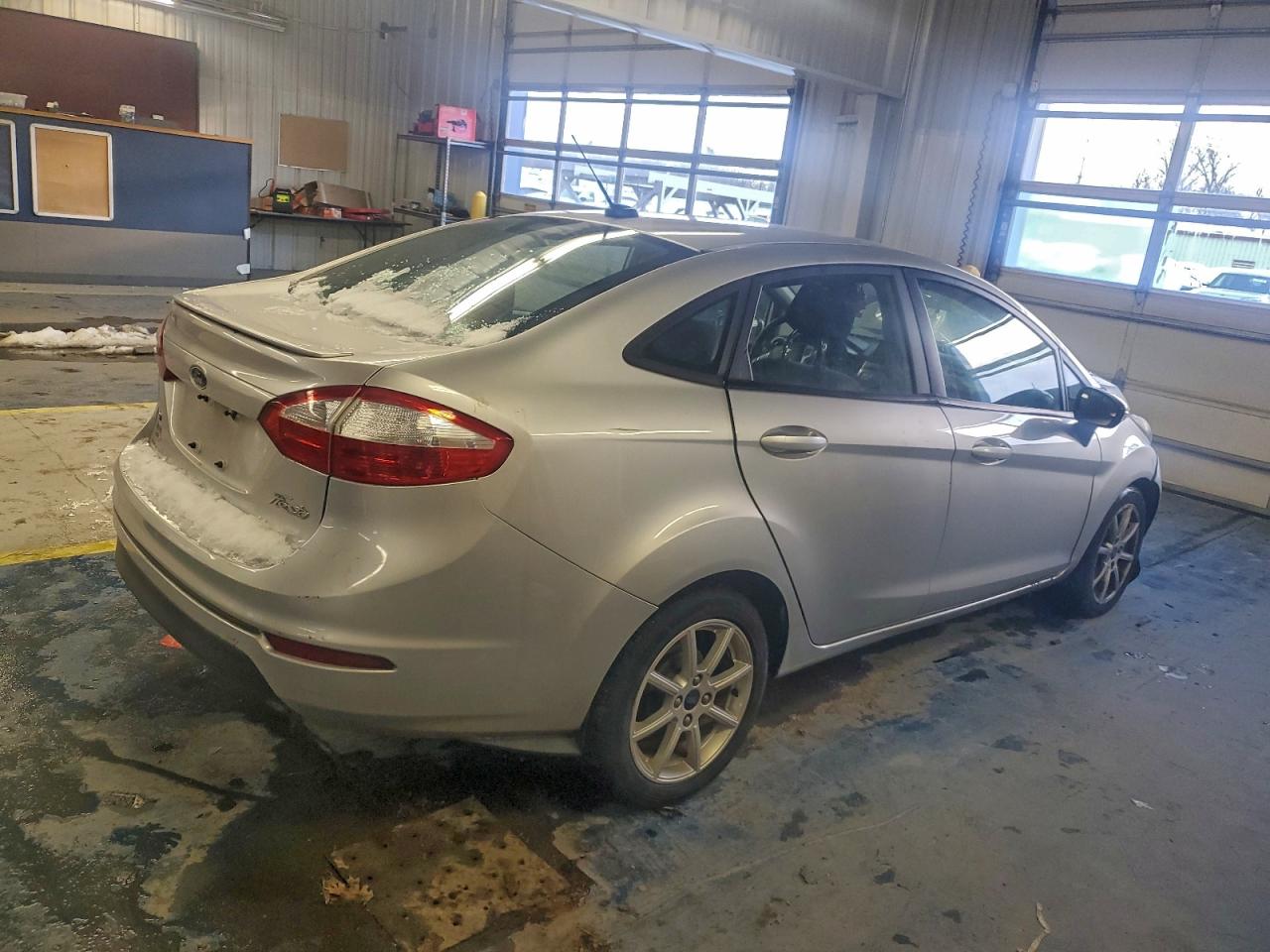 2016 FORD FIESTA SE photo 5