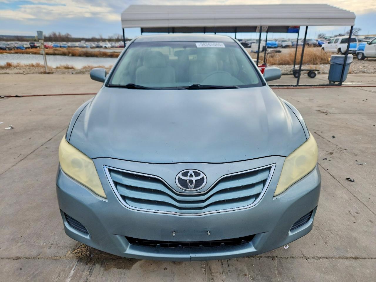 2010 TOYOTA CAMRY LE photo 13