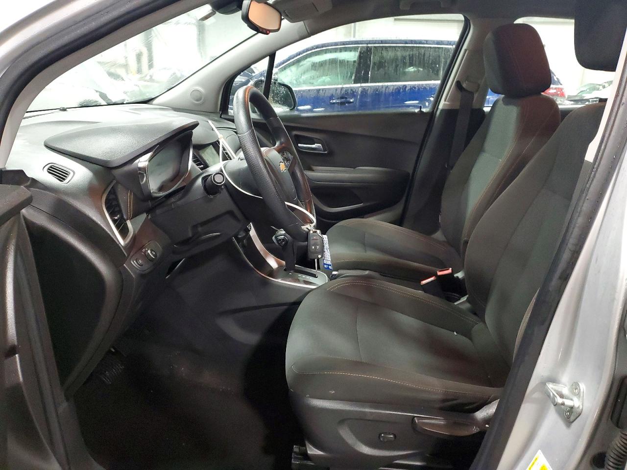 2018 CHEVROLET TRAX LS photo 7