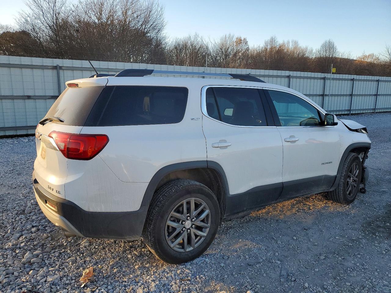 2019 GMC ACADIA SLT-1 photo 3