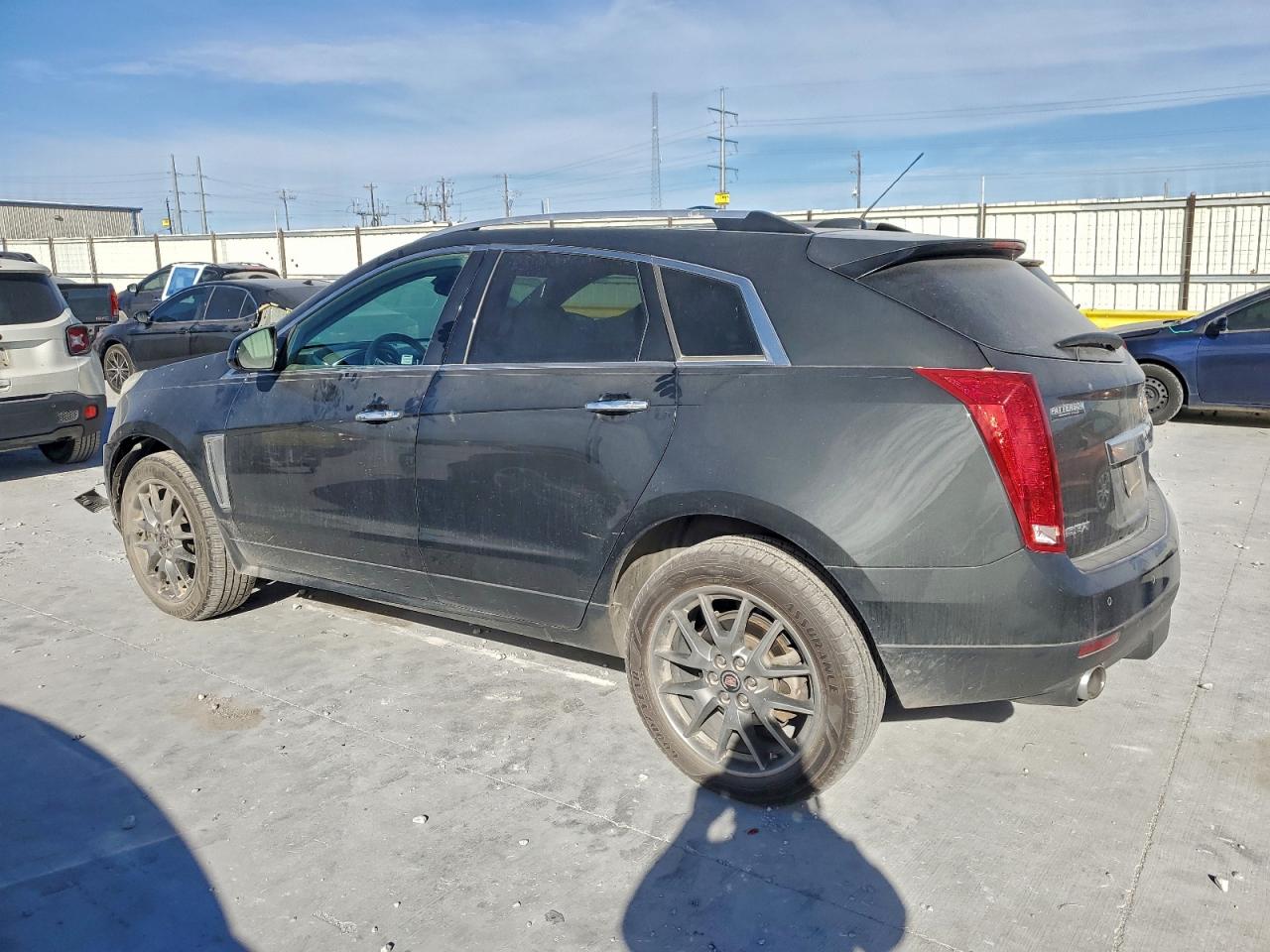 2016 CADILLAC SRX PERFORMANCE COLLECTION photo 2