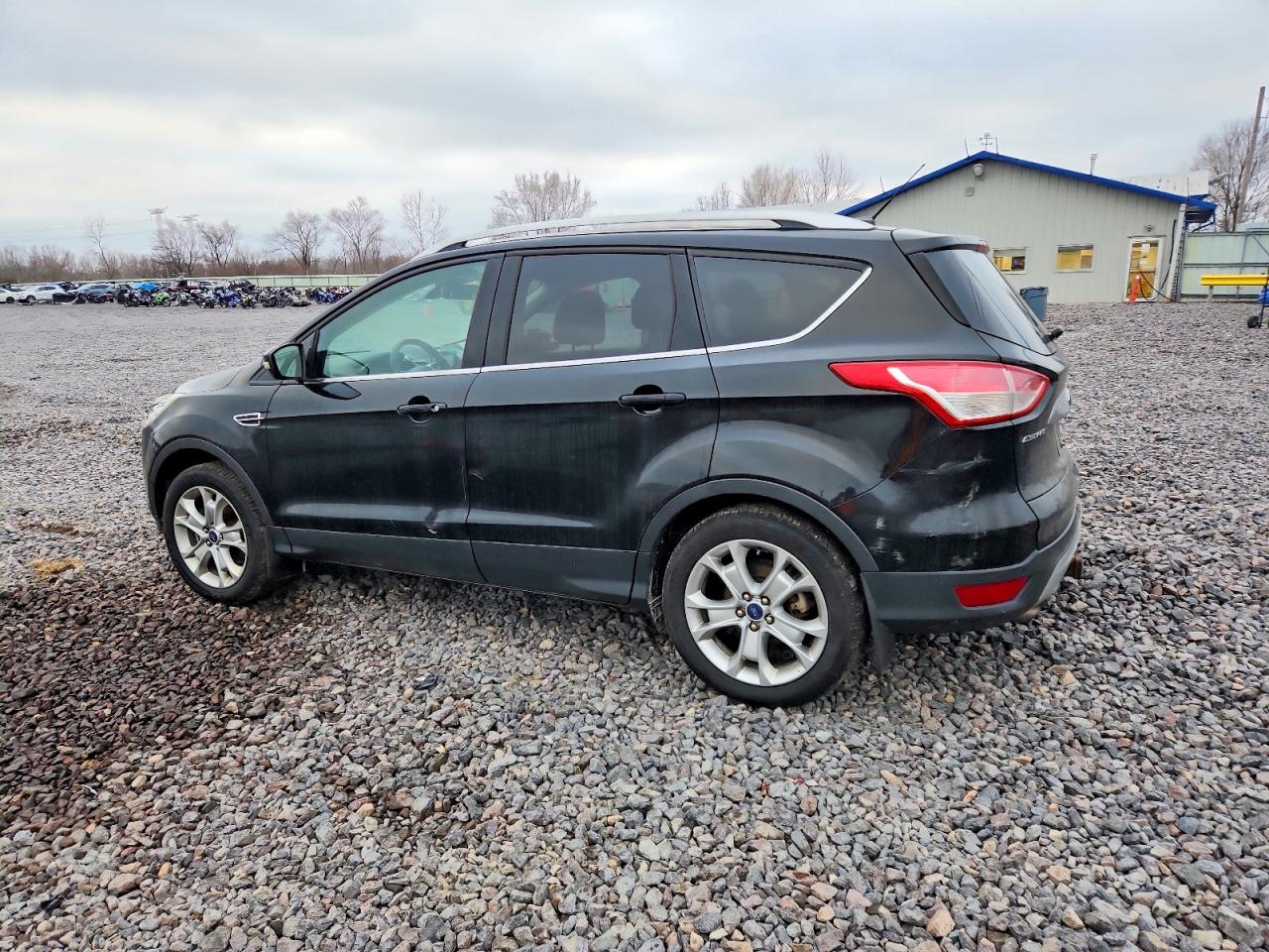 2016 FORD ESCAPE TITANIUM photo 2