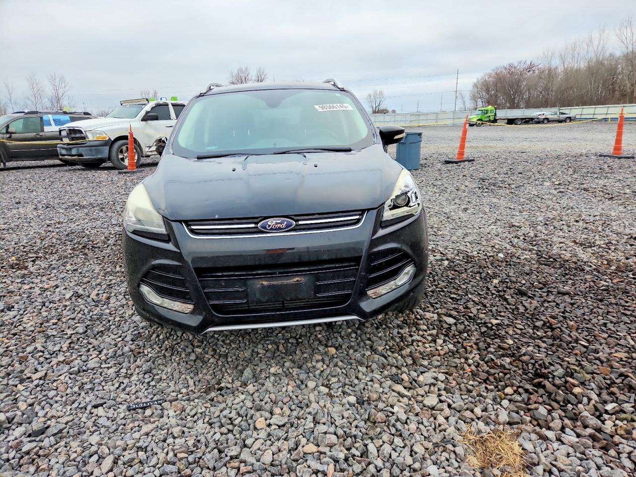 2016 FORD ESCAPE TITANIUM photo 5