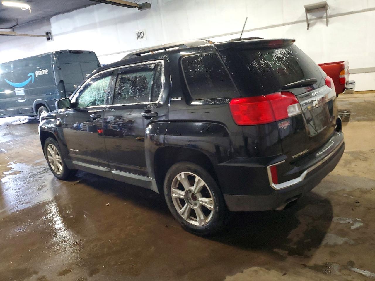 2017 GMC TERRAIN SLE photo 3