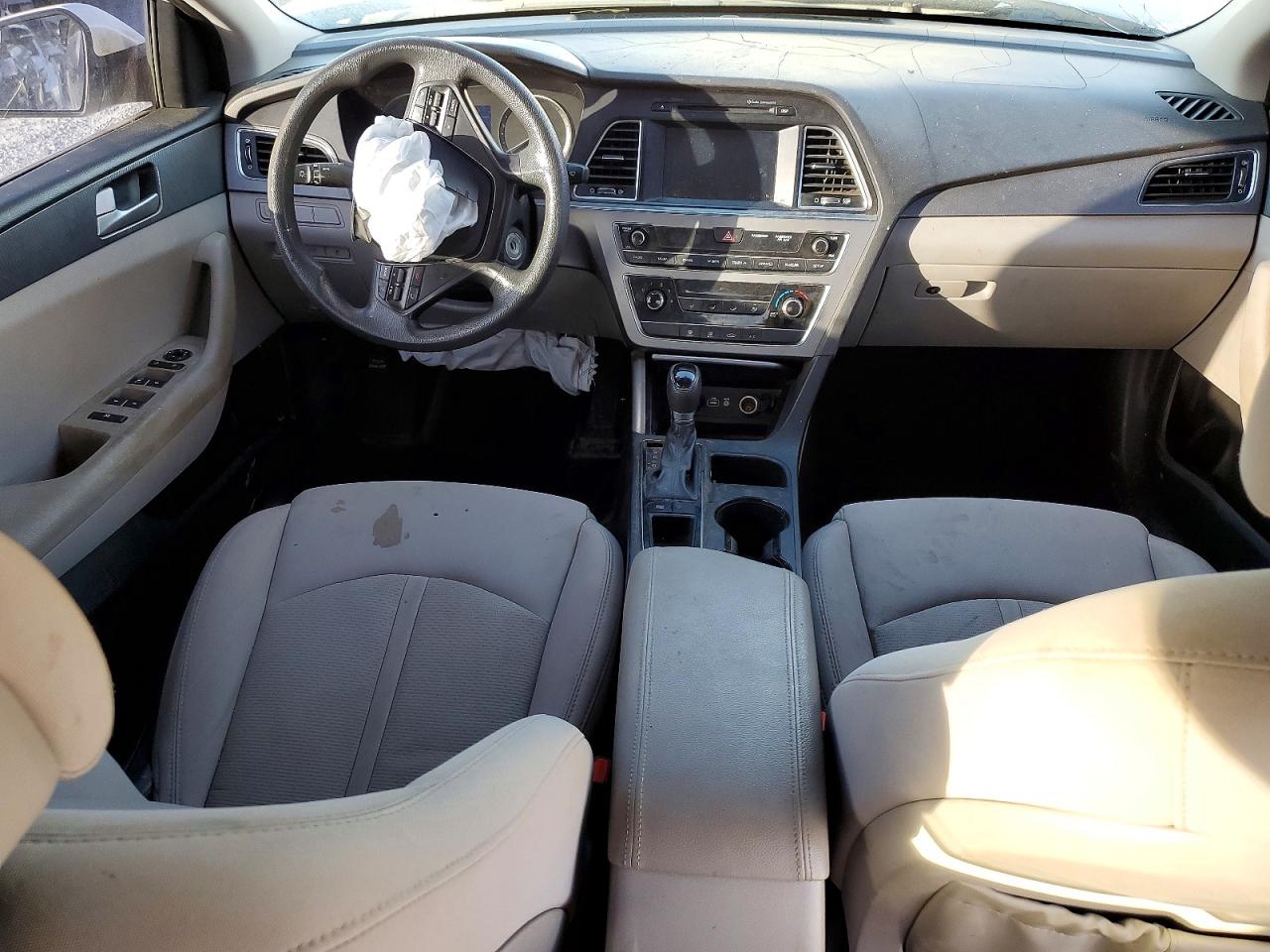 2016 HYUNDAI SONATA SE photo 8