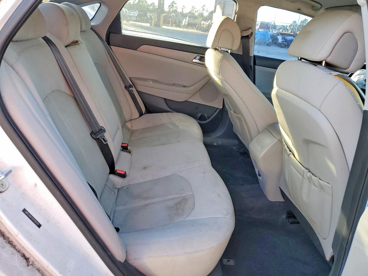 2016 HYUNDAI SONATA SE photo 10
