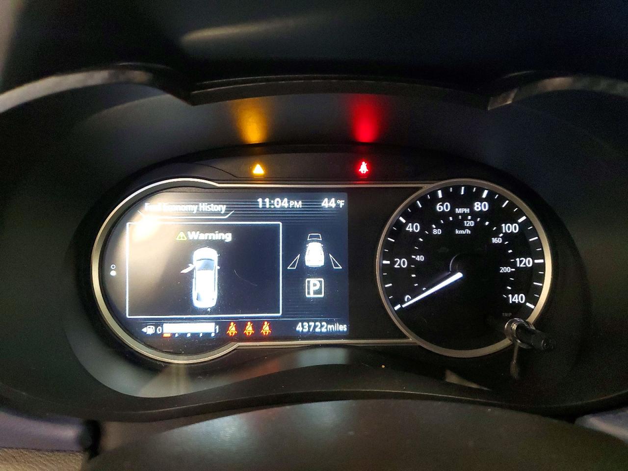 2024 NISSAN VERSA SV photo 17