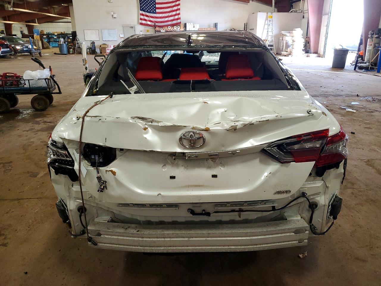 2021 TOYOTA CAMRY XSE photo 16