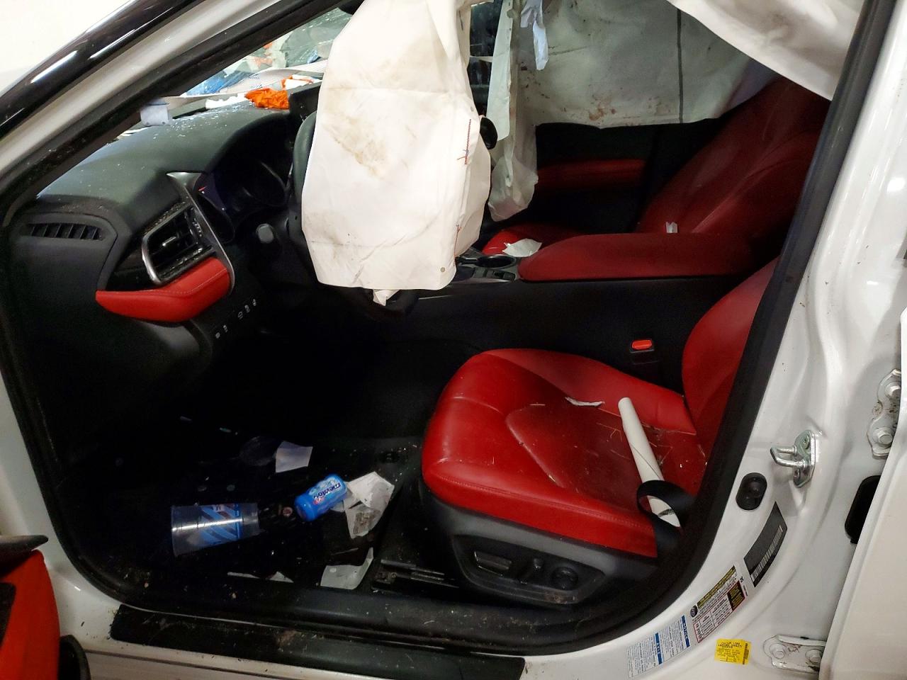 2021 TOYOTA CAMRY XSE photo 19