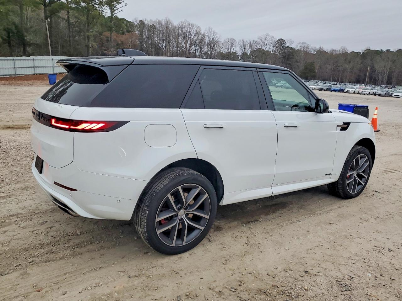 2025 LAND ROVER RANGE ROVER SPORT AUTOBIOGRAPHY photo 3