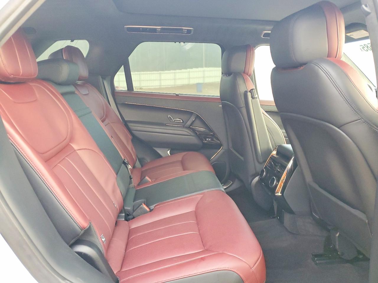 2025 LAND ROVER RANGE ROVER SPORT AUTOBIOGRAPHY photo 11
