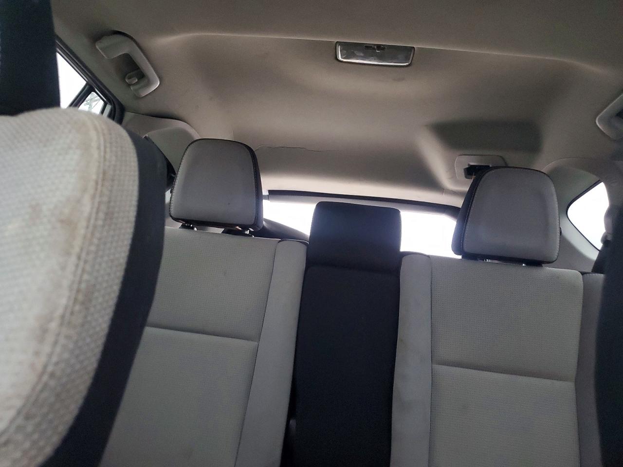 2017 TOYOTA RAV4 XLE photo 19
