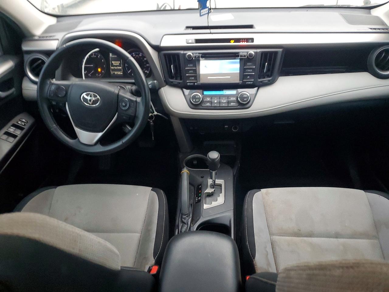 2017 TOYOTA RAV4 XLE photo 15