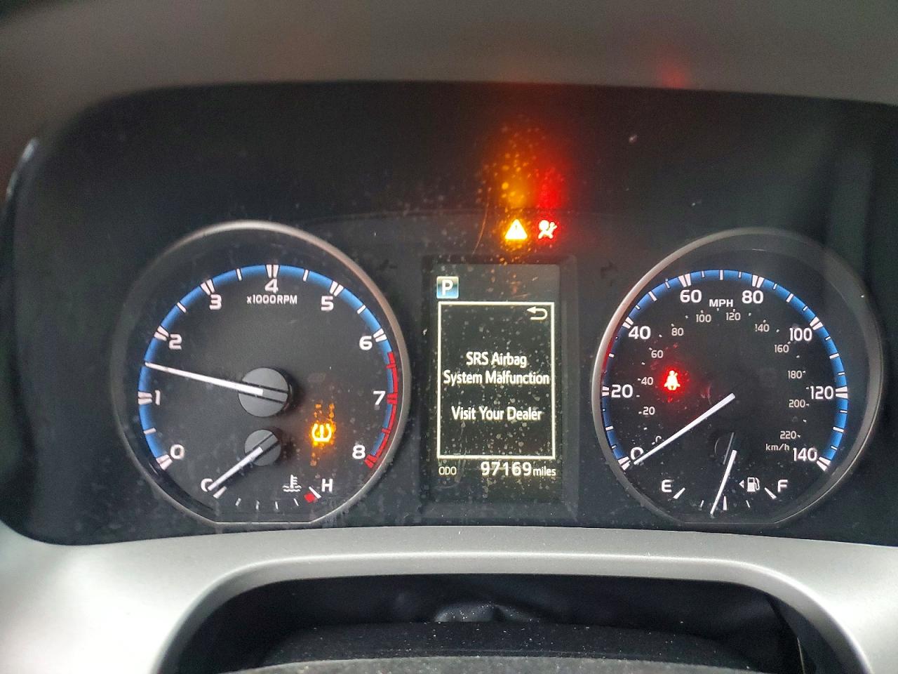2017 TOYOTA RAV4 XLE photo 17