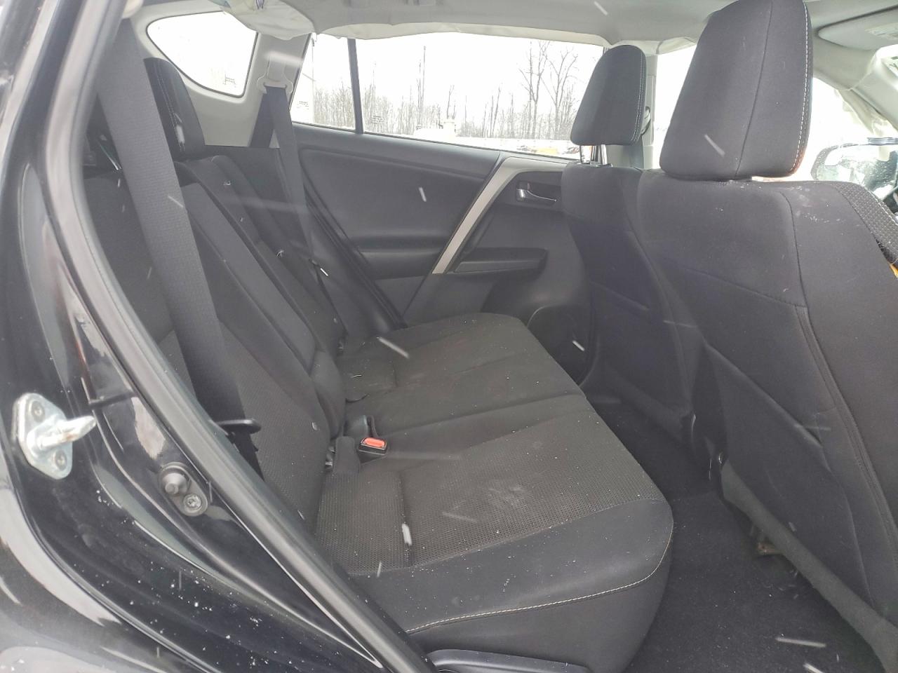 2017 TOYOTA RAV4 XLE photo 11