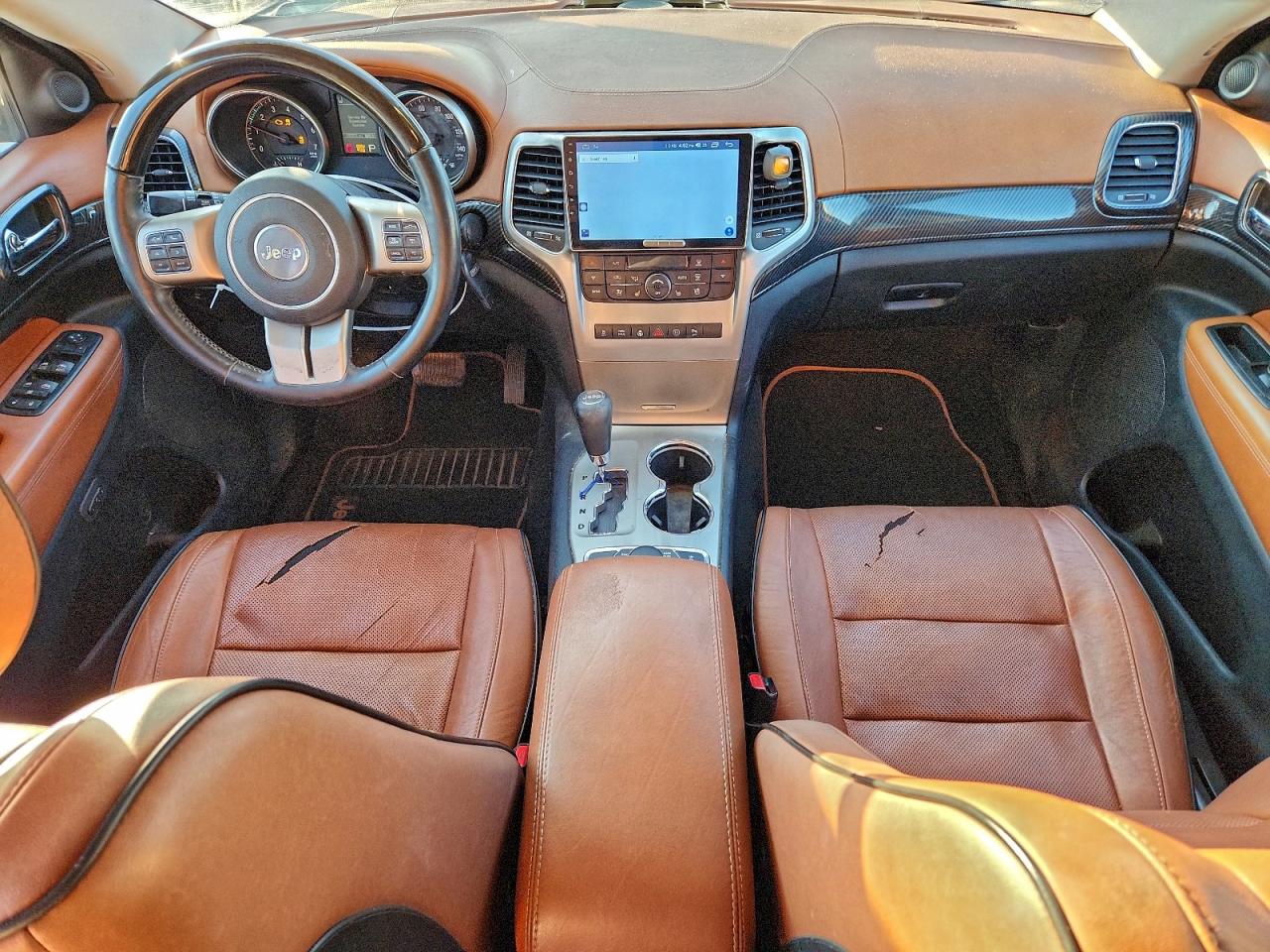 2012 JEEP GRAND CHEROKEE OVERLAND photo 8