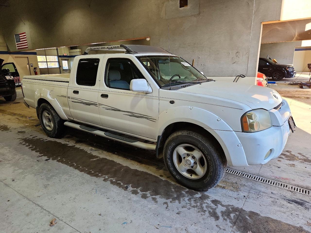 2002 NISSAN FRONTIER CREW CAB XE photo 4