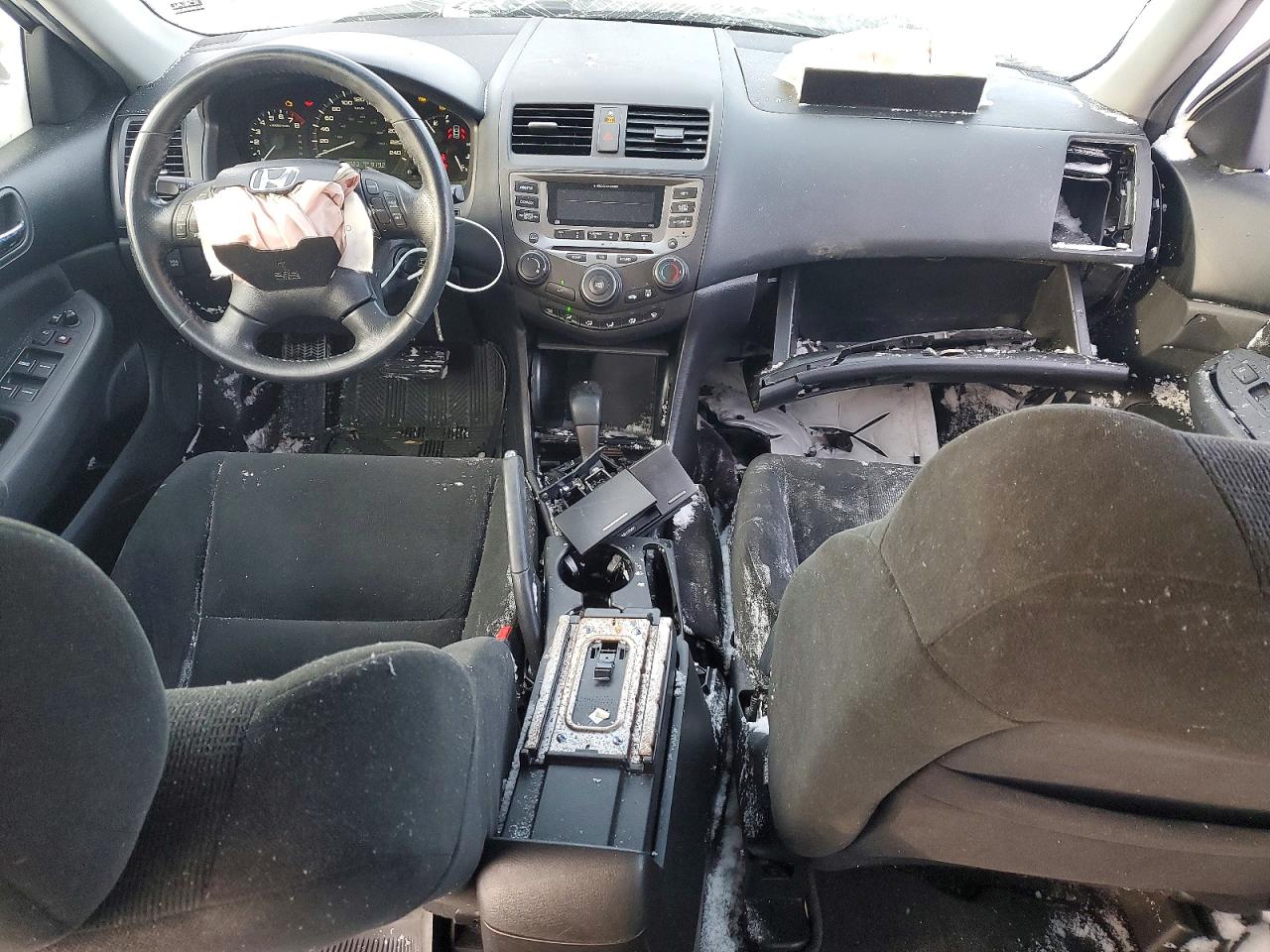 2007 HONDA ACCORD LX photo 8