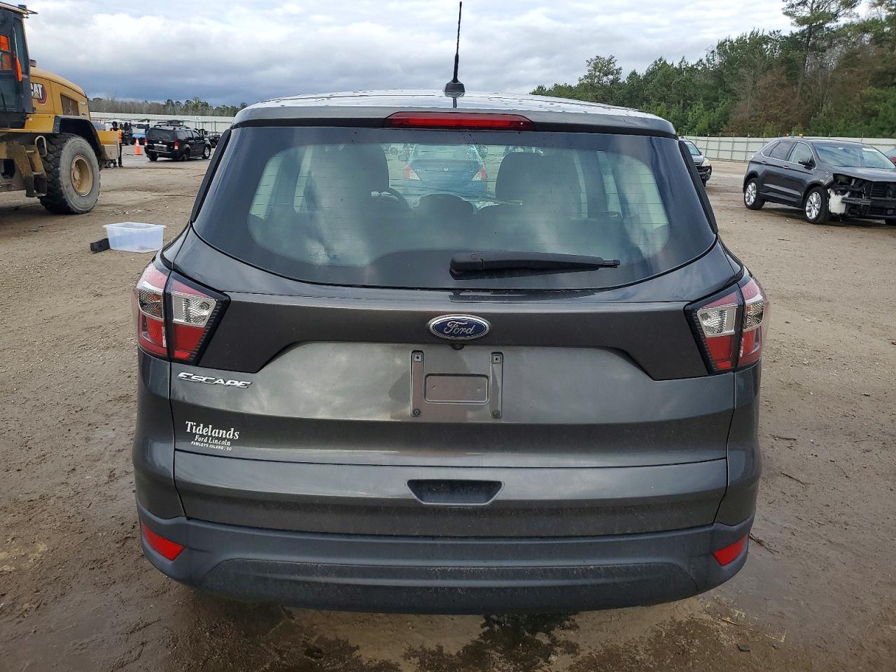 2017 FORD ESCAPE S photo 16