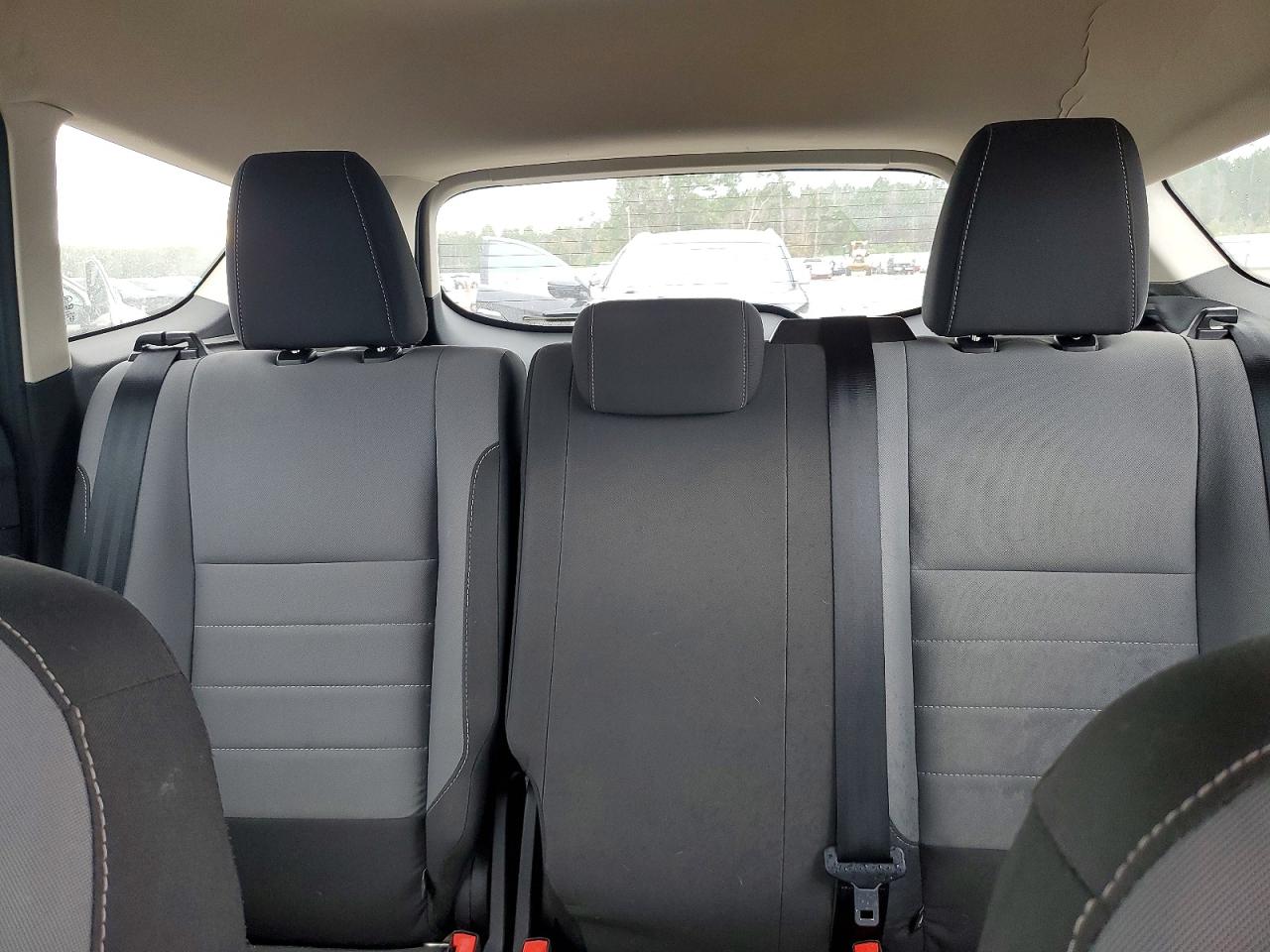 2017 FORD ESCAPE S photo 28