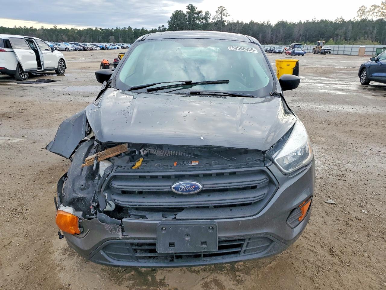 2017 FORD ESCAPE S photo 13