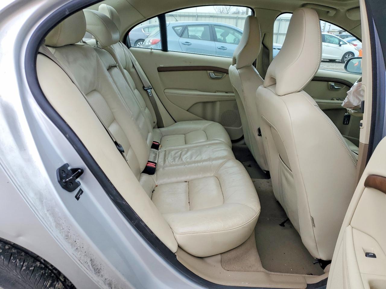 2010 VOLVO S80 photo 10