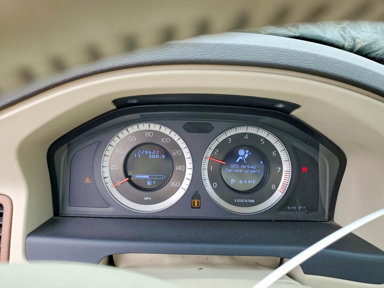 2010 VOLVO S80 photo 9