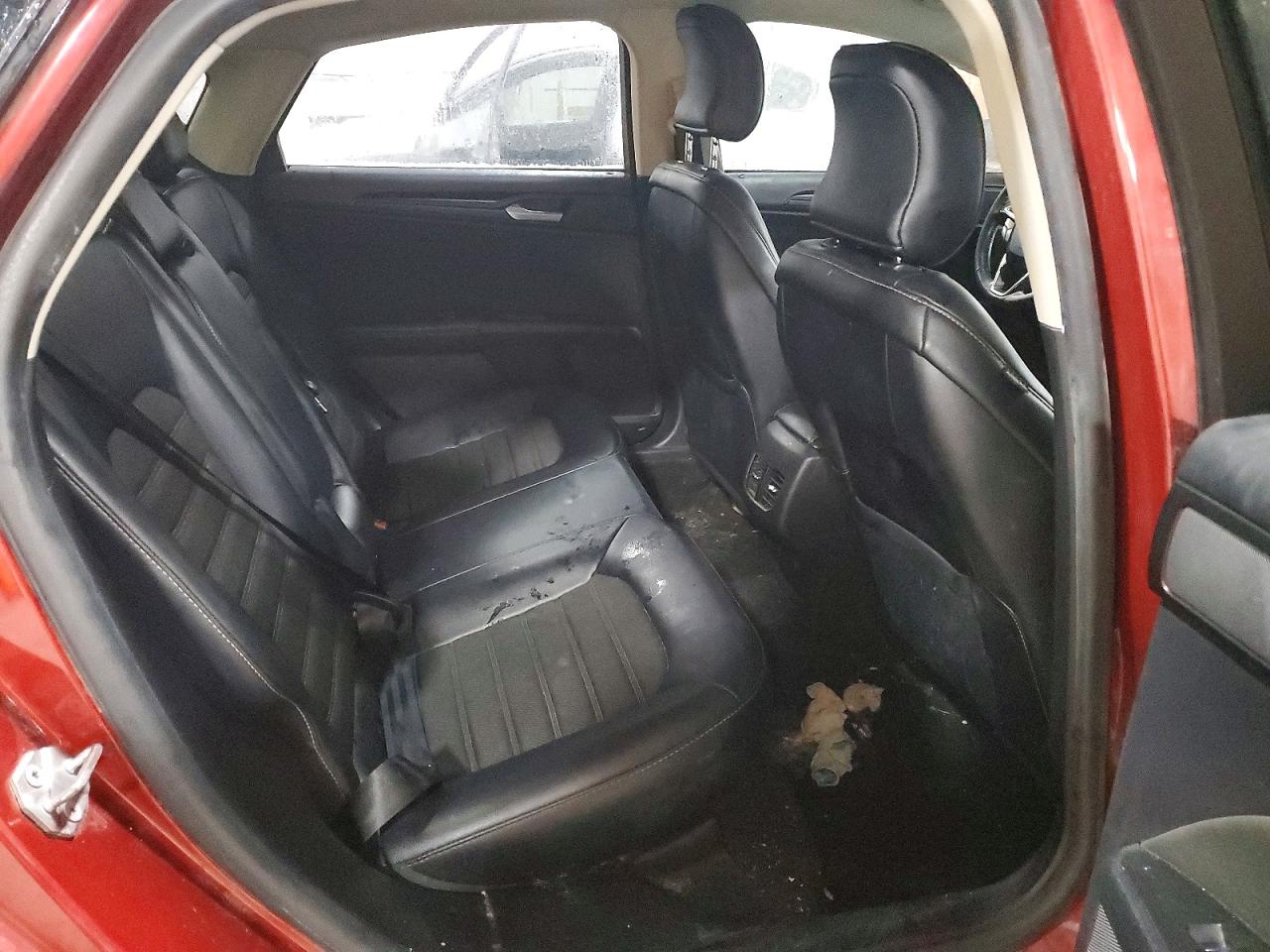 2018 FORD FUSION SE photo 19