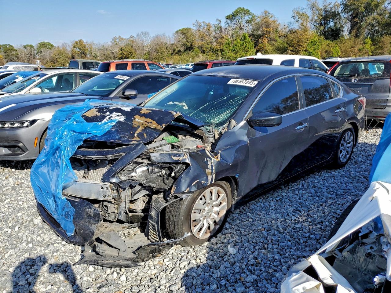 2015 NISSAN ALTIMA 2.5 — FRONT END damage — photo 1