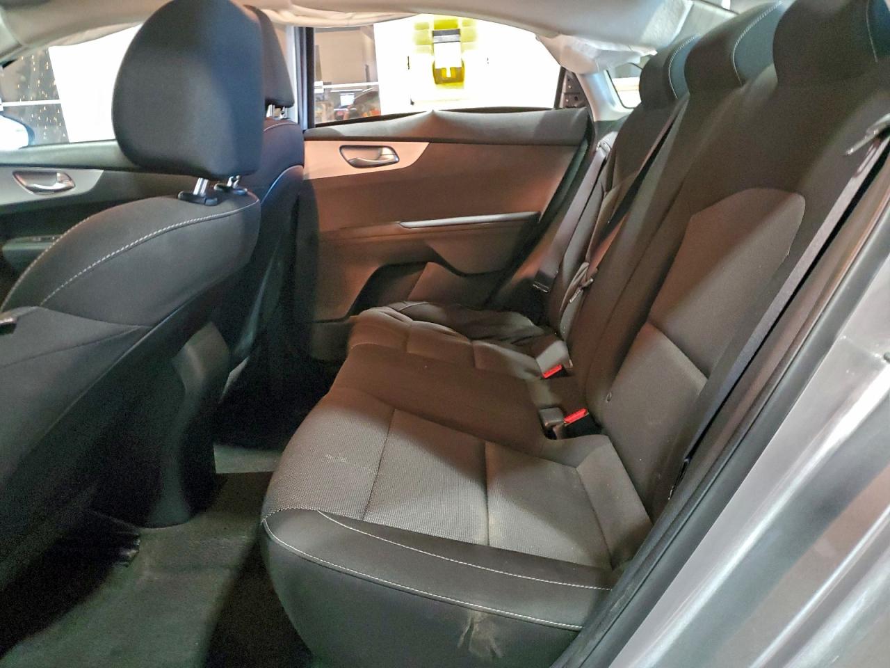 2024 KIA FORTE LX photo 10