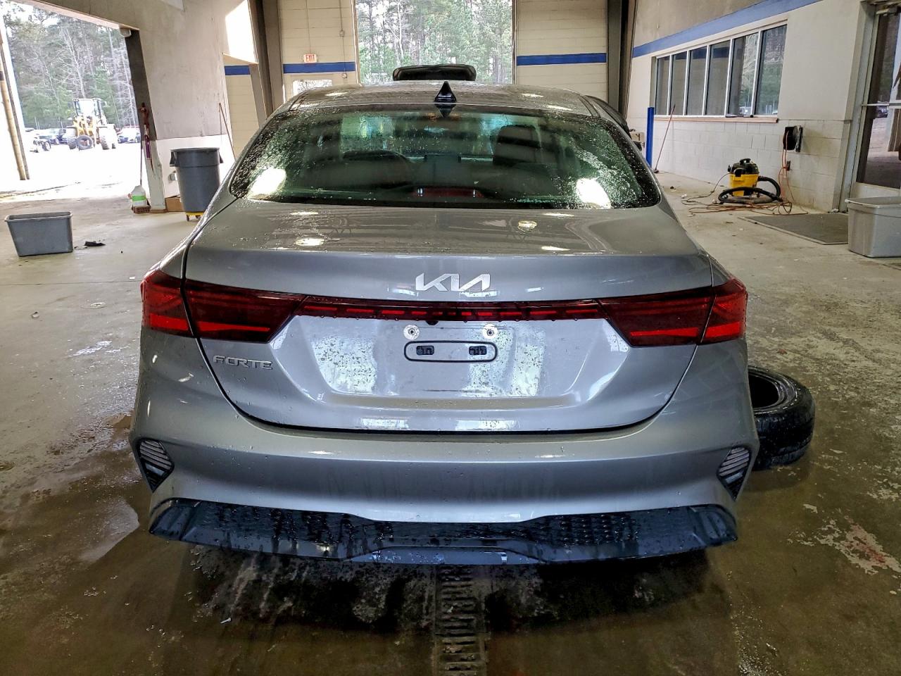 2024 KIA FORTE LX photo 6