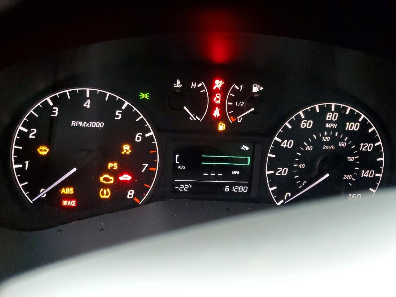 2016 NISSAN SENTRA S photo 9