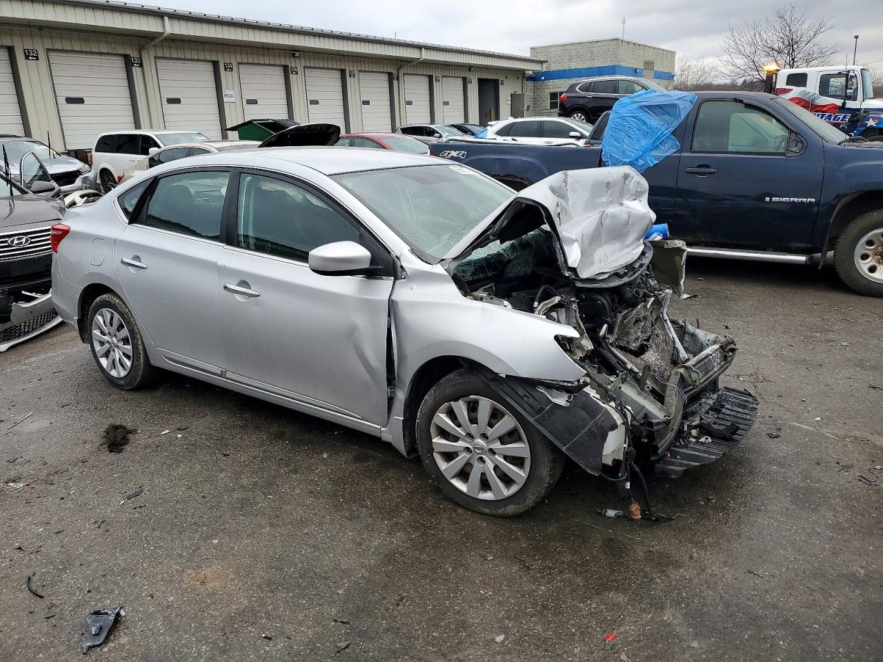 2016 NISSAN SENTRA S photo 4