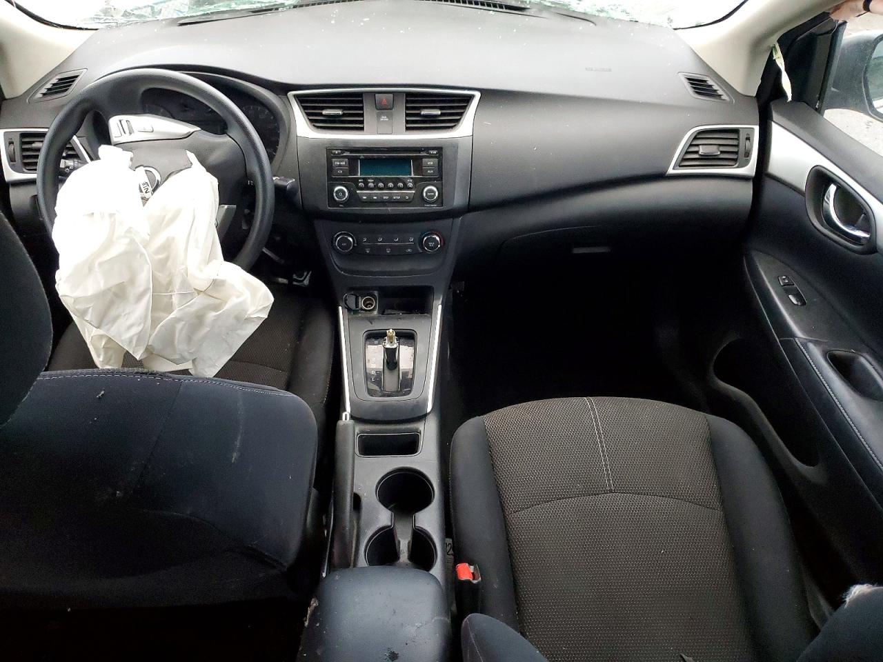 2016 NISSAN SENTRA S photo 8