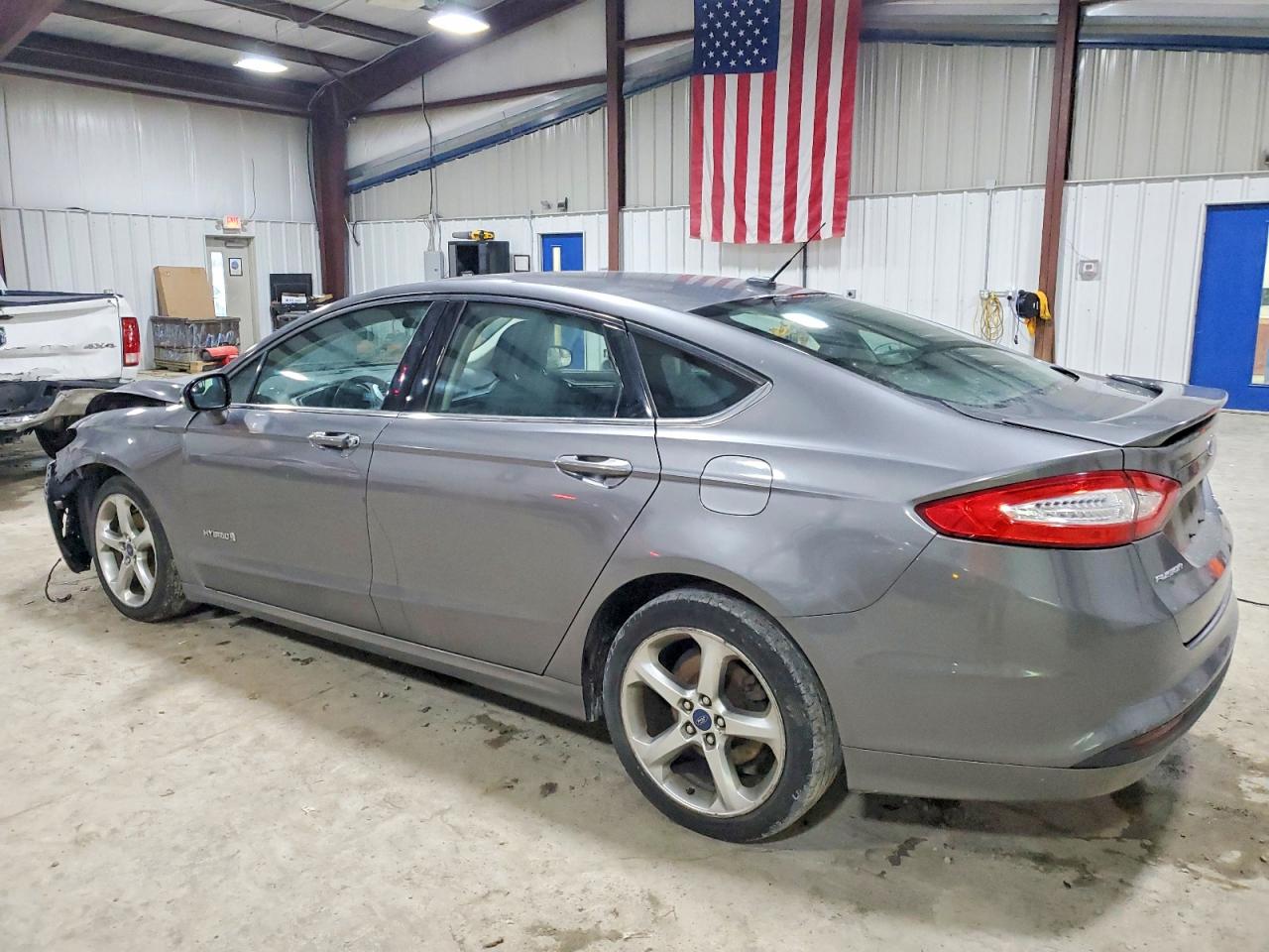 2014 FORD FUSION SE HYBRID photo 2