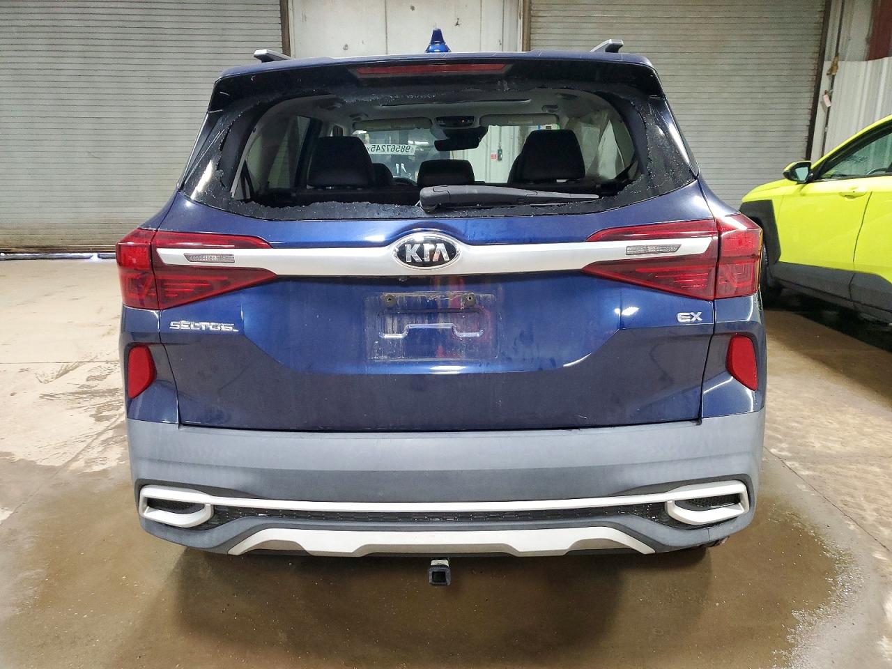 2021 KIA SELTOS EX photo 6